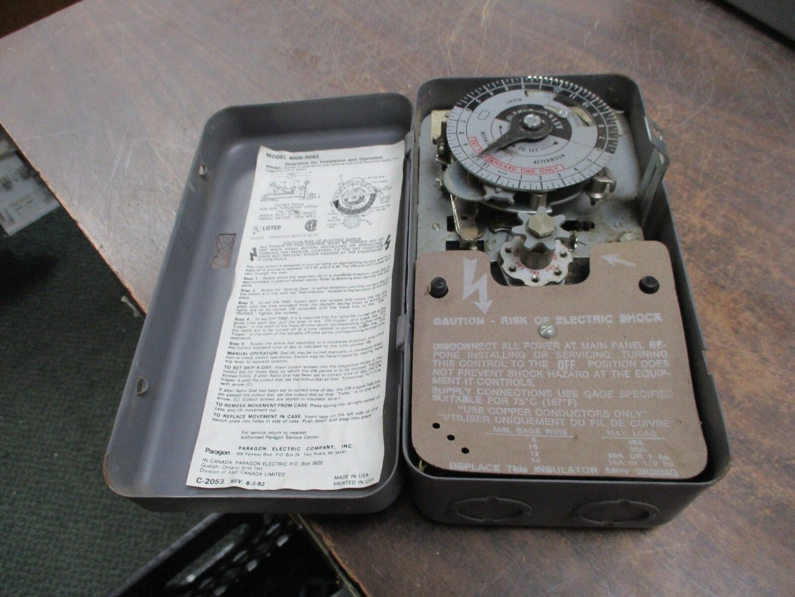 Paragon Timer 4005-00SZ 120V 60Hz Used