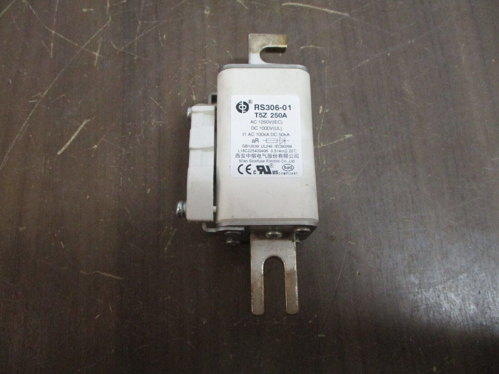 Xi'an Sinofuse Fuse RS306-01 250A 1250VAC 1000VDC Used