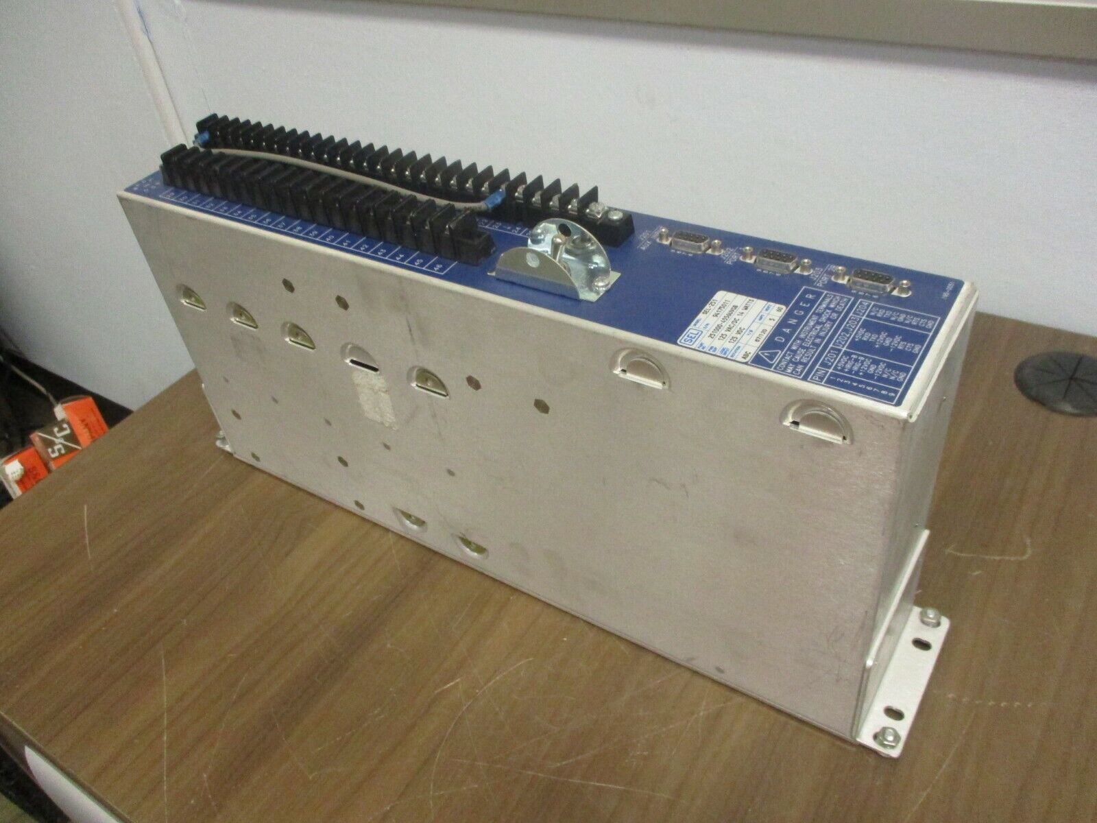 SEL Model SEL-251 Distribution Relay 251000-4556UHGB Power Supply: 120VAC/DC 14W