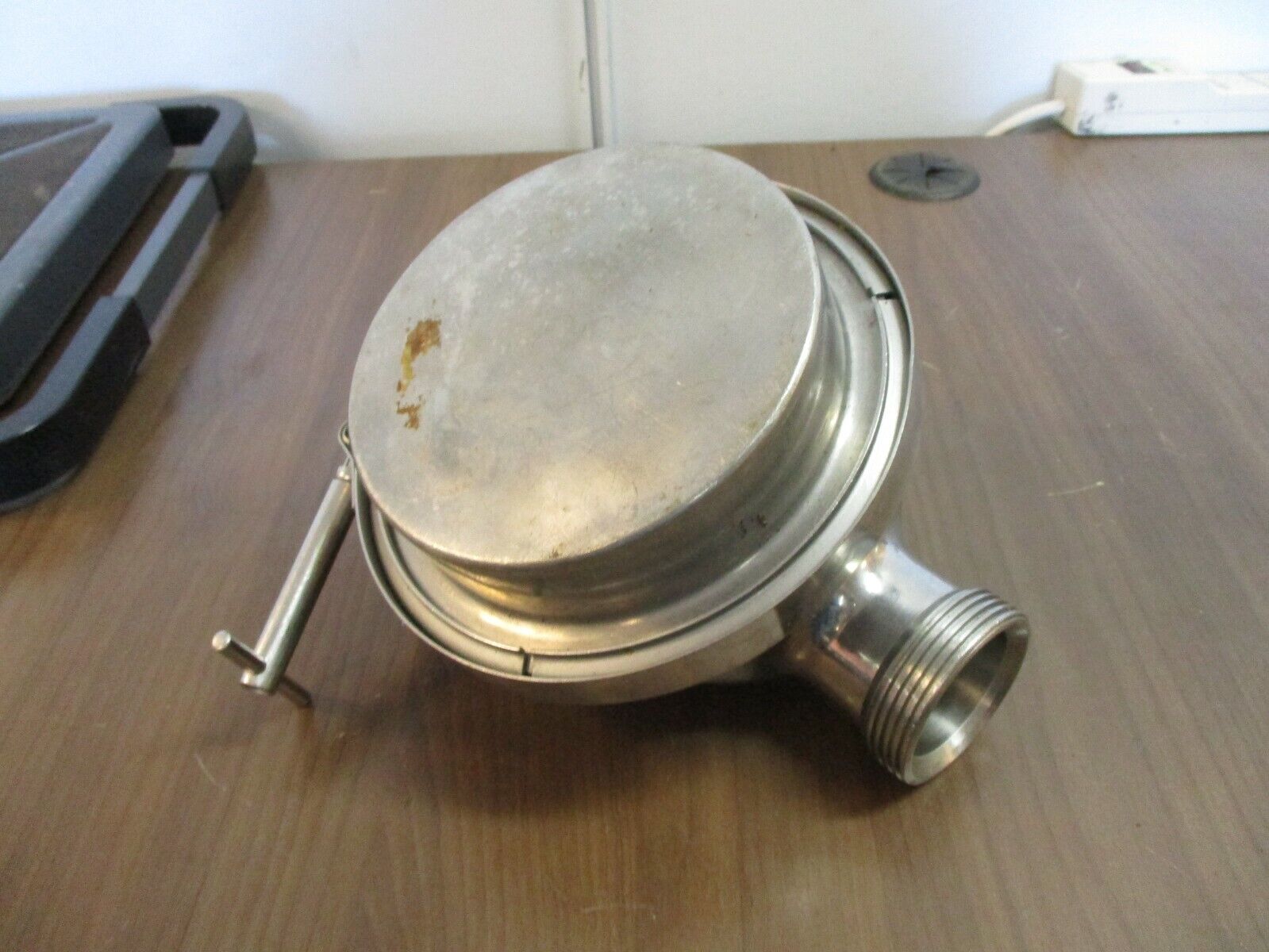 Cesco Magtrap Model 105 Stainless Steel *No Cover Label* Used