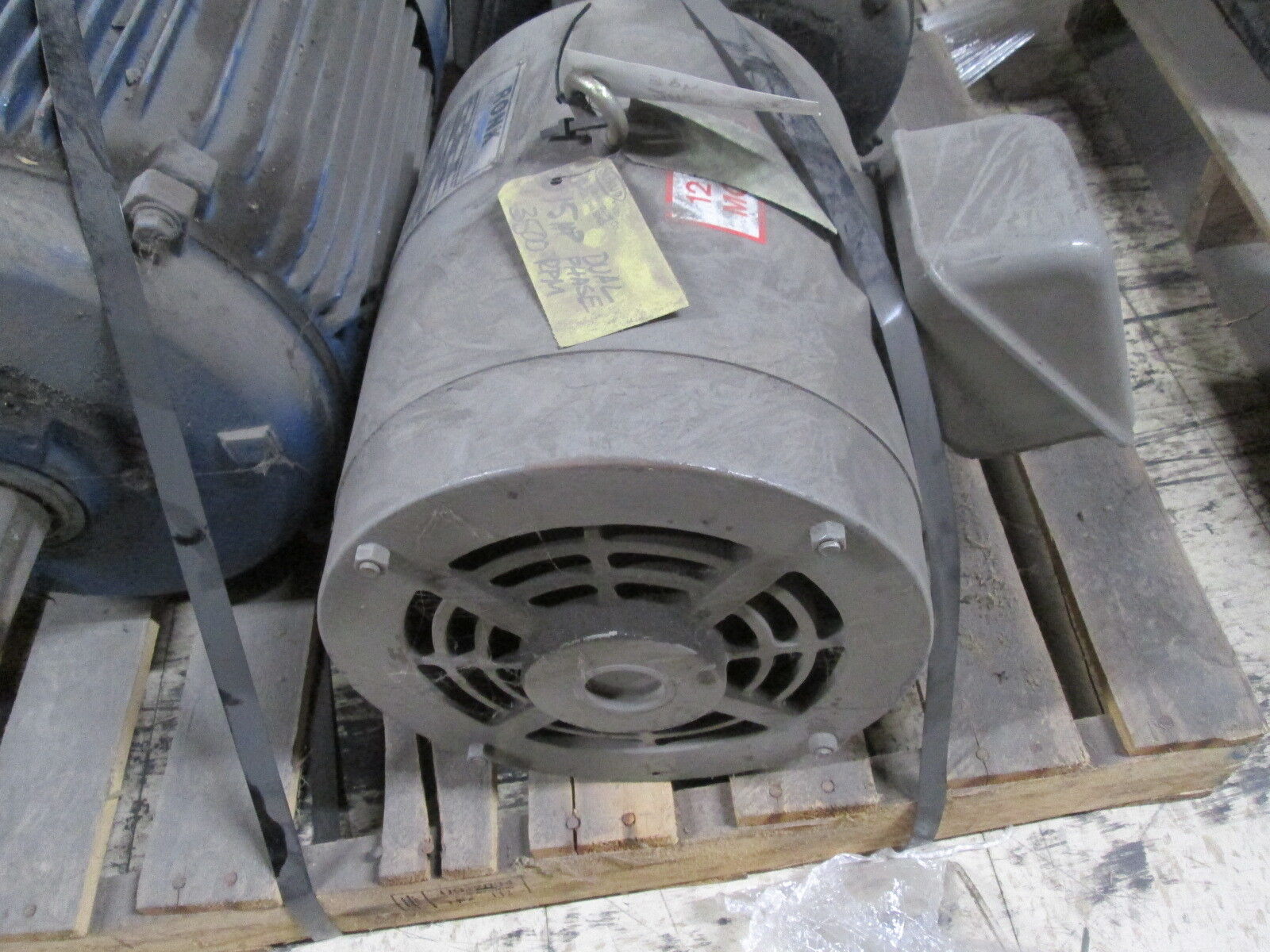 Ronk Farmpowr Motor FR: 254TZ 15HP 3500RPM 240V Used