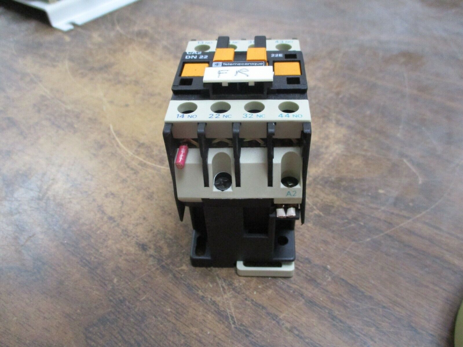 Telemecanique Contactor CA2 DN 22 120V Coil 600V w/ Suppressor Module Used