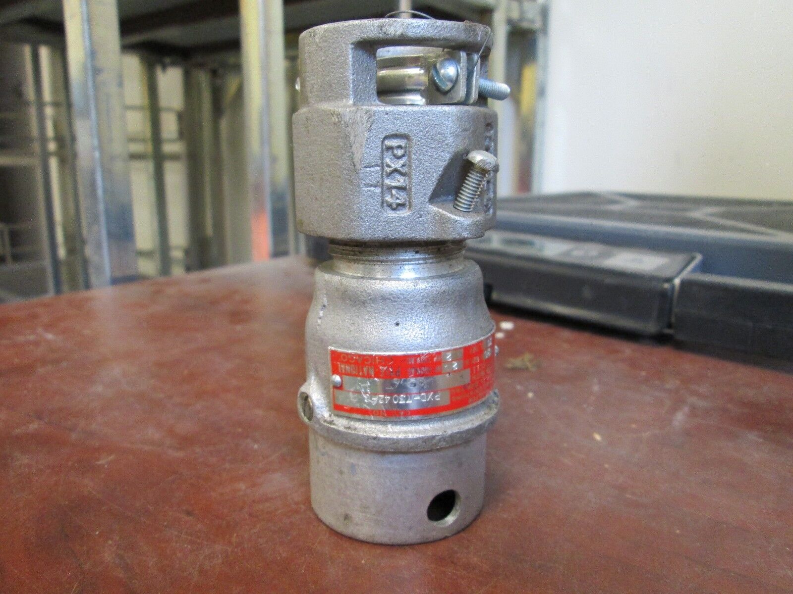 Pyle-National Plug PXD-73042-G 20A@460VAC 30A@250V 3P 4W Used