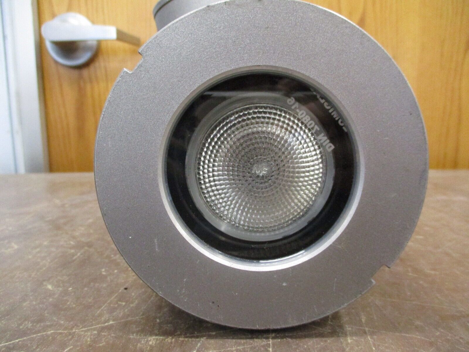 Lumiglas Explosion Proof Lighting Fixture USL08-EX 120V Used