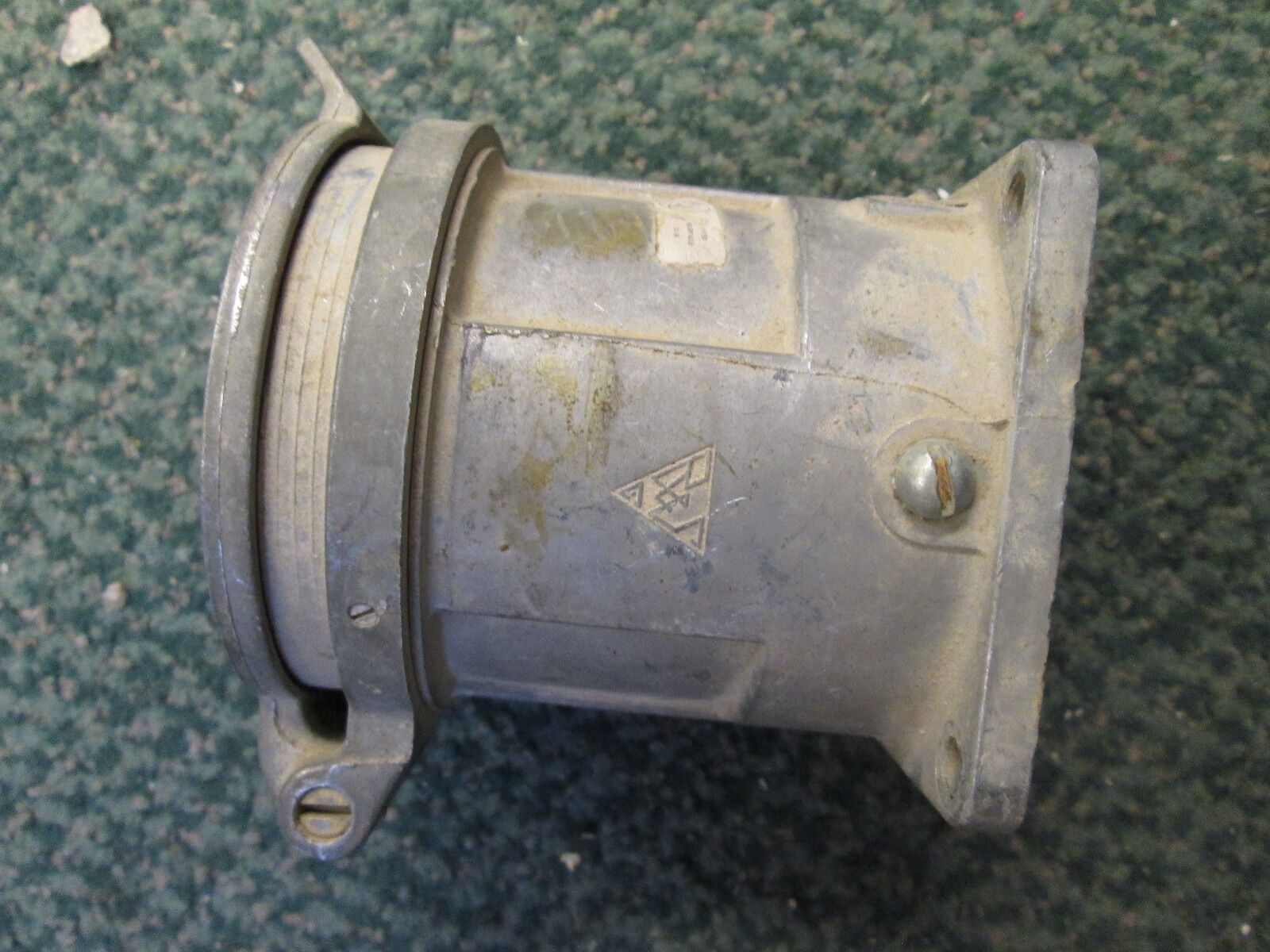 Russellstoll Receptacle 8414 60A 600V 3W +G Used