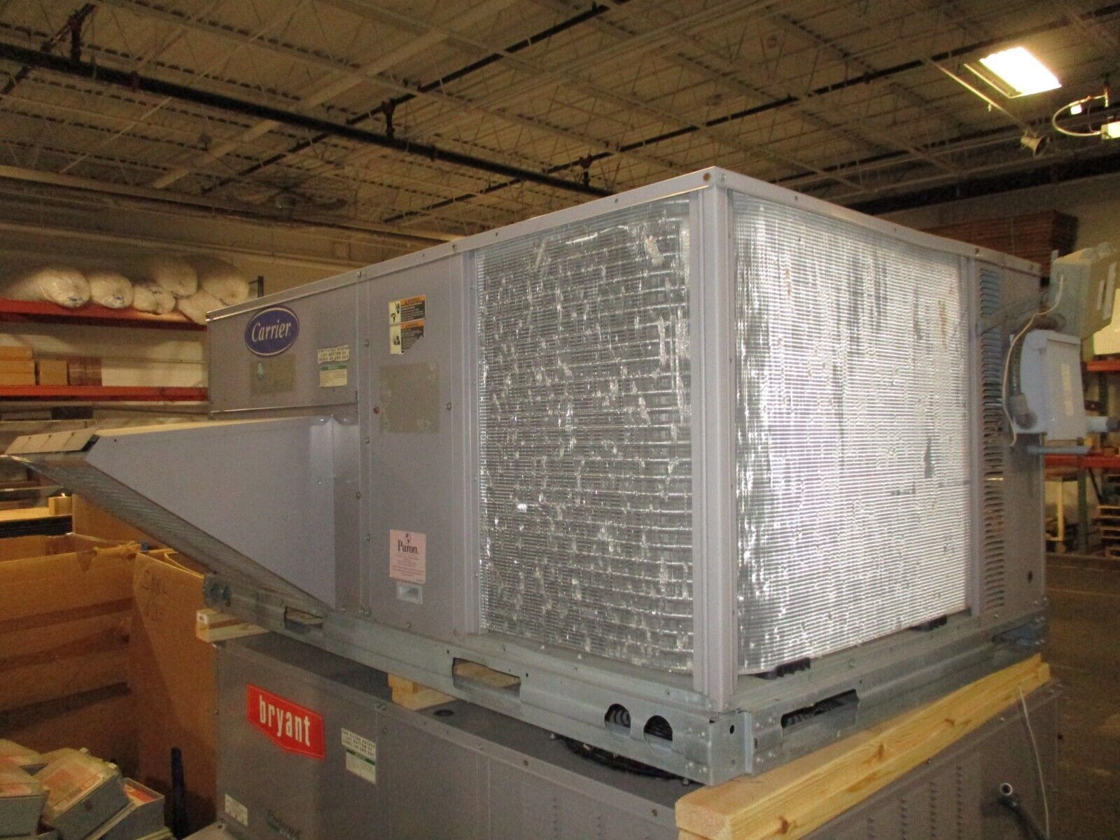 Carrier 48TC Rooftop Unit 48TCEA05A2A5A0A0A0 4 Ton 208/230V Natural Gas Heat