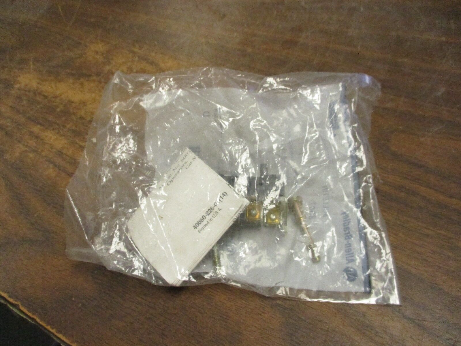 Allen-Bradley Shallow Contact Block 800T-XA7 Ser D New Surplus