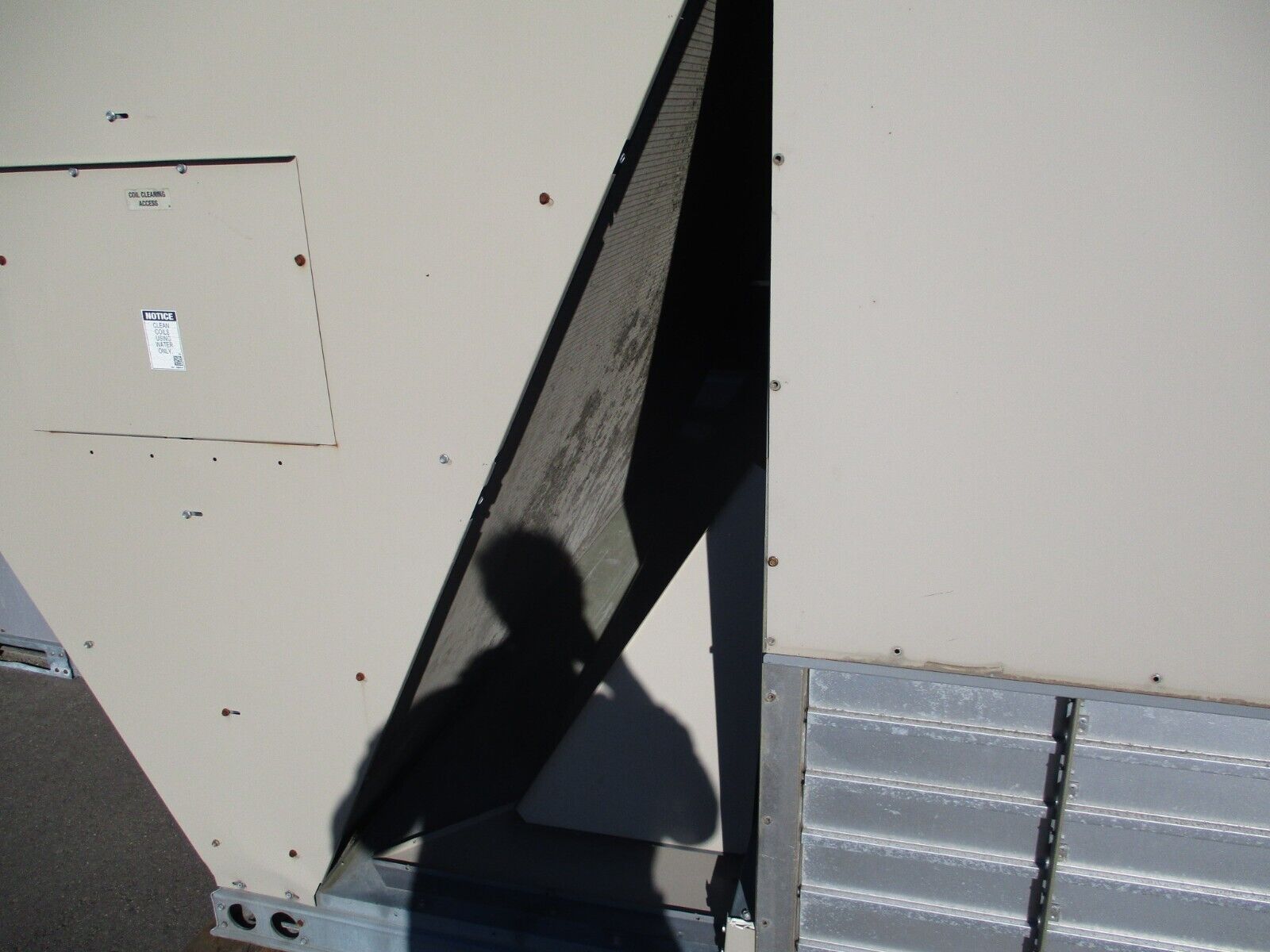 Lennox LCH Rooftop Unit LCH360H4BP1G 30 Ton Electric Heat 68.9KW Heat 480V 3Ph