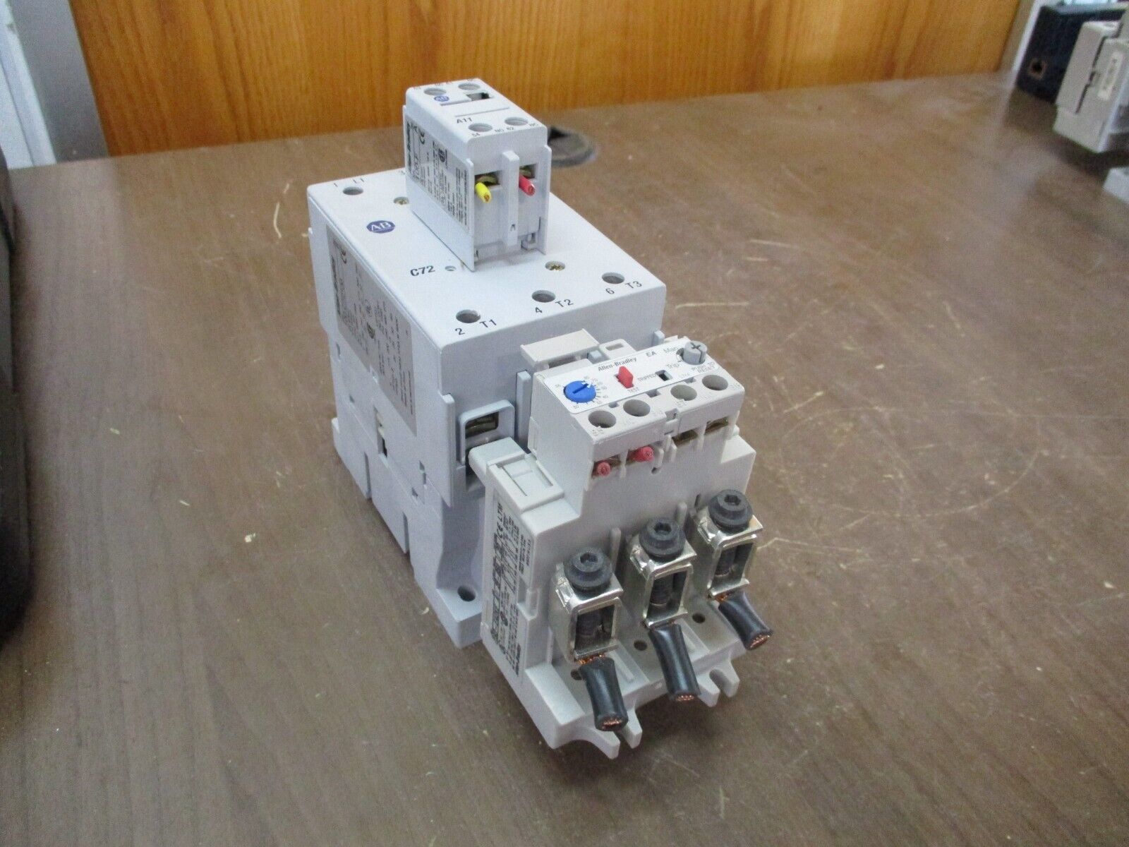Allen-Bradley Starter 100-C72*00 / 193-EA2KE 120V Coil Trip: 26-85A 600V Used