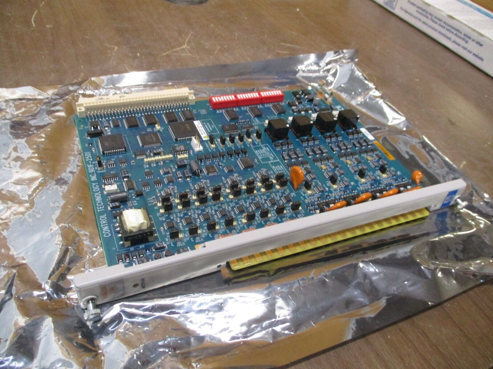 Control Technology Analog I/O Module 2501 Rev. 014 8 In / 4 Out New Surplus
