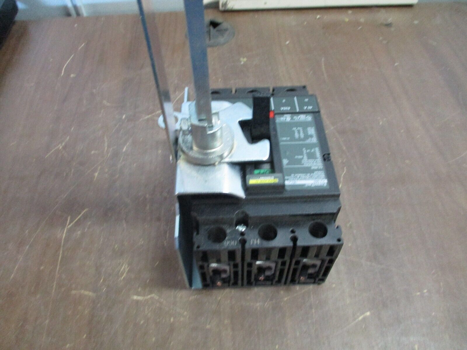 Square D PowerPact Breaker Disconnect HJL36040 40A 600V 3P Used