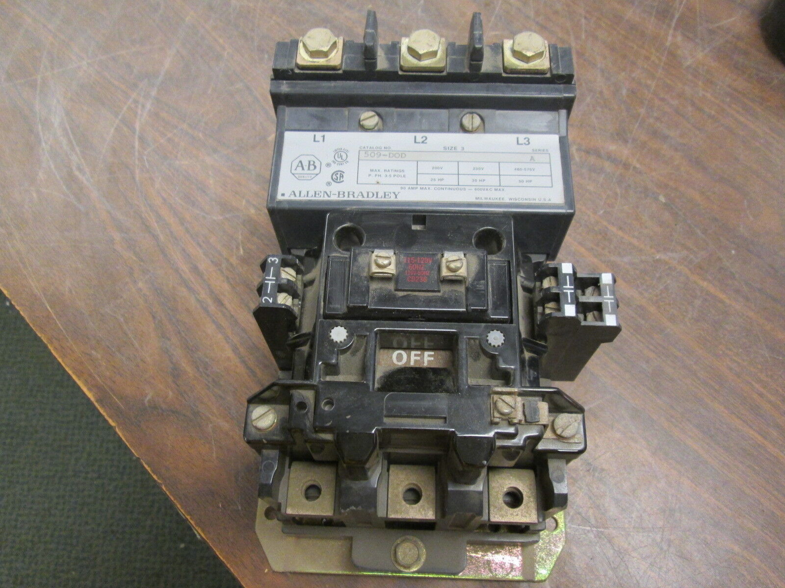 Allen-Bradley Size 3 Starter 509-D0D 90A 600V 115-120V Coil Used