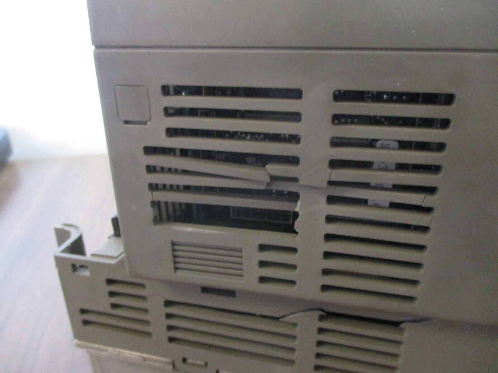 Industrial Indexing Systems Delta Servo Drive DS-50/RA *Broken Vent Siding* Used