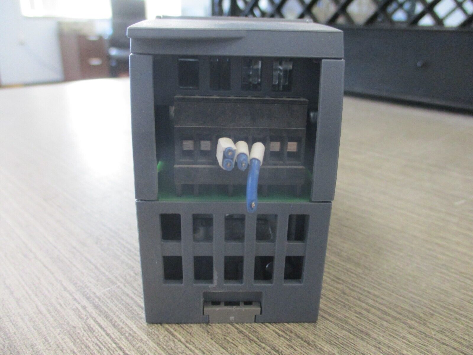 Siemens Simatic S7-1200 Digital Input Module 6ES7 221-1BF32-0XB0 8x24VDC Used.