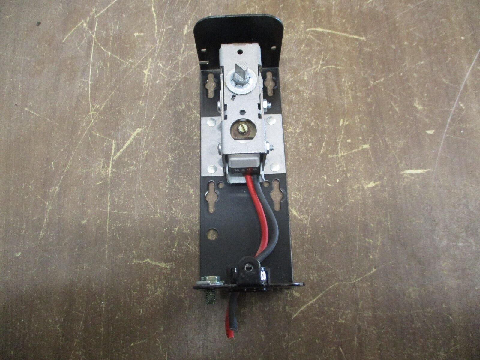 Columbus Electric Ventilation Thermostat KT-110 Range: -10°F - 100°F Used