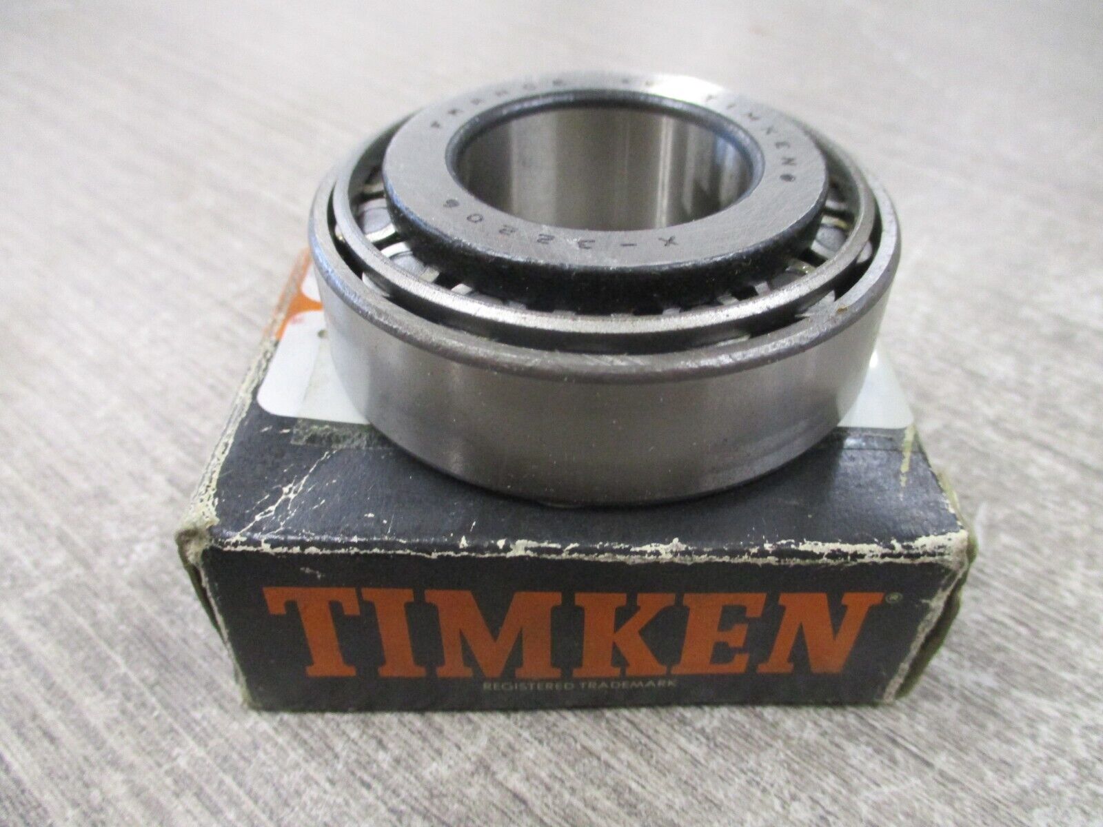 Timken Tapered Roller Bearing 32206 92KA1 New Surplus