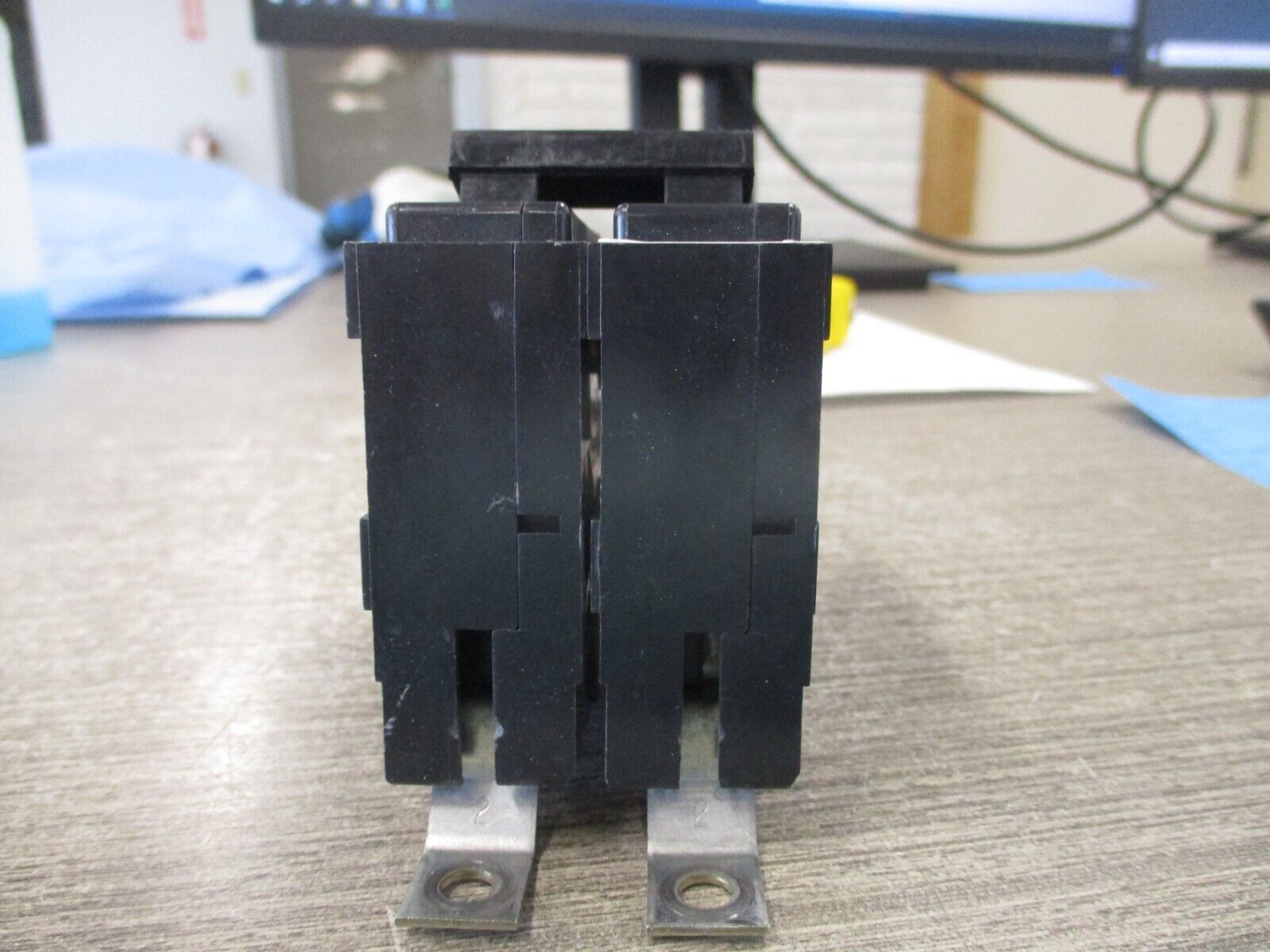 Cutler-Hammer Bolt-On Circuit Breaker BA260 60A 120/240V 2P Used