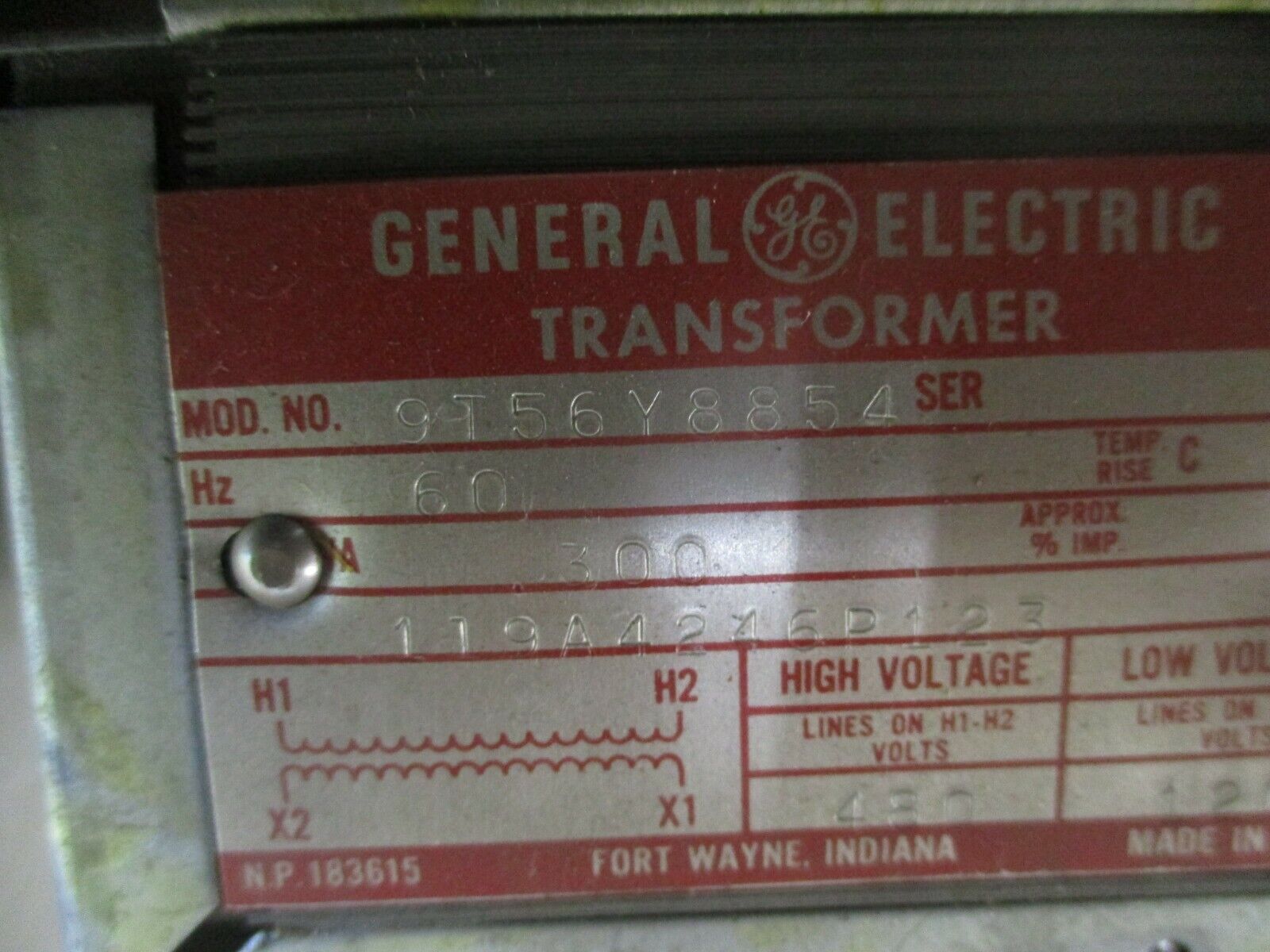 GE Transformer 9T56Y8854 0.300KVA Pri: 480V Sec: 120V 60Hz Used