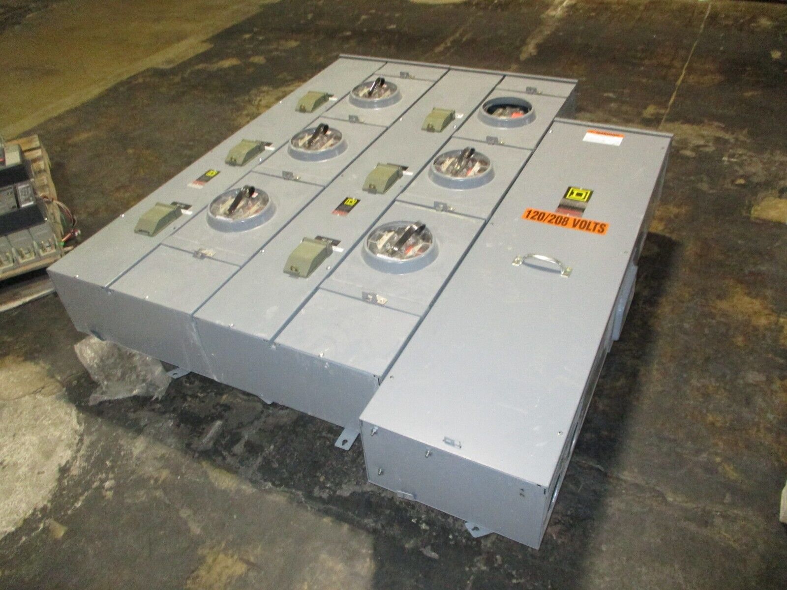 Square D 3R EZM Meter Center w/ Terminal Box EZM743200R / EZM4800TBR 6-Position