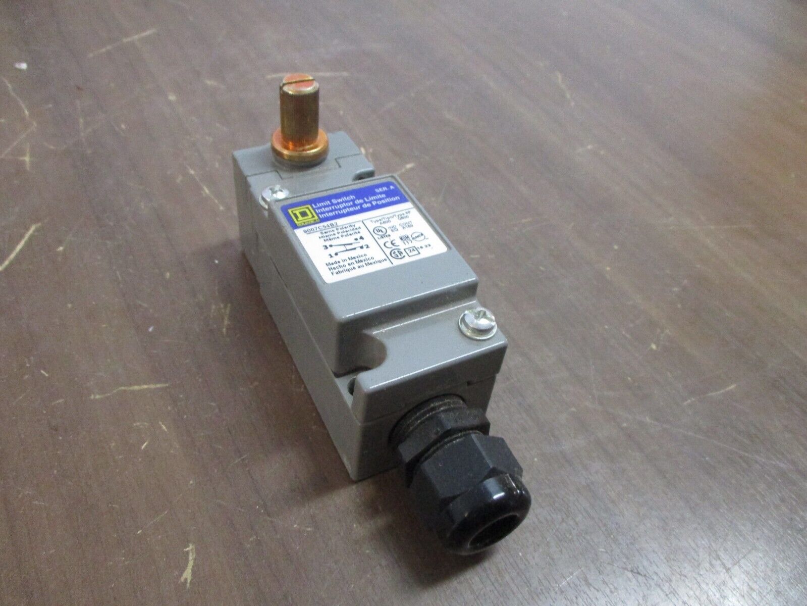Square D Limit Switch 9007C54B2 Ser. A Type 6P Used
