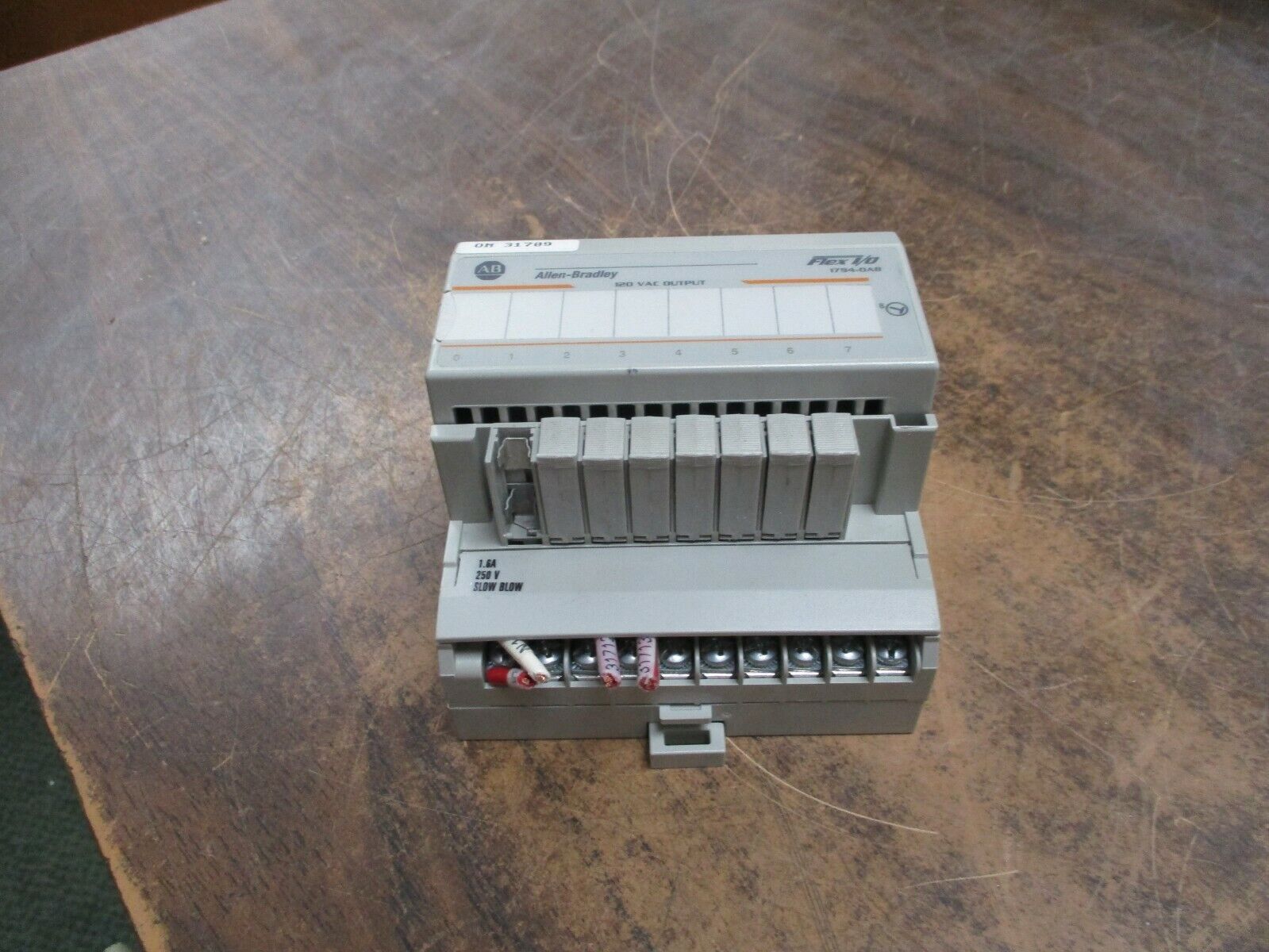 Allen-Bradley Flex I/O Output Module 1794-OA8 120VAC *Missing Fuse* Used