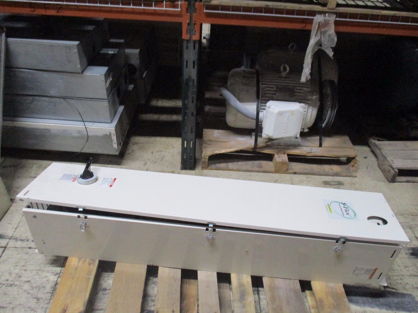 Square D ATV212S-Flex AC Drive W/Disconnect ATV212HD37N4 50HP Used