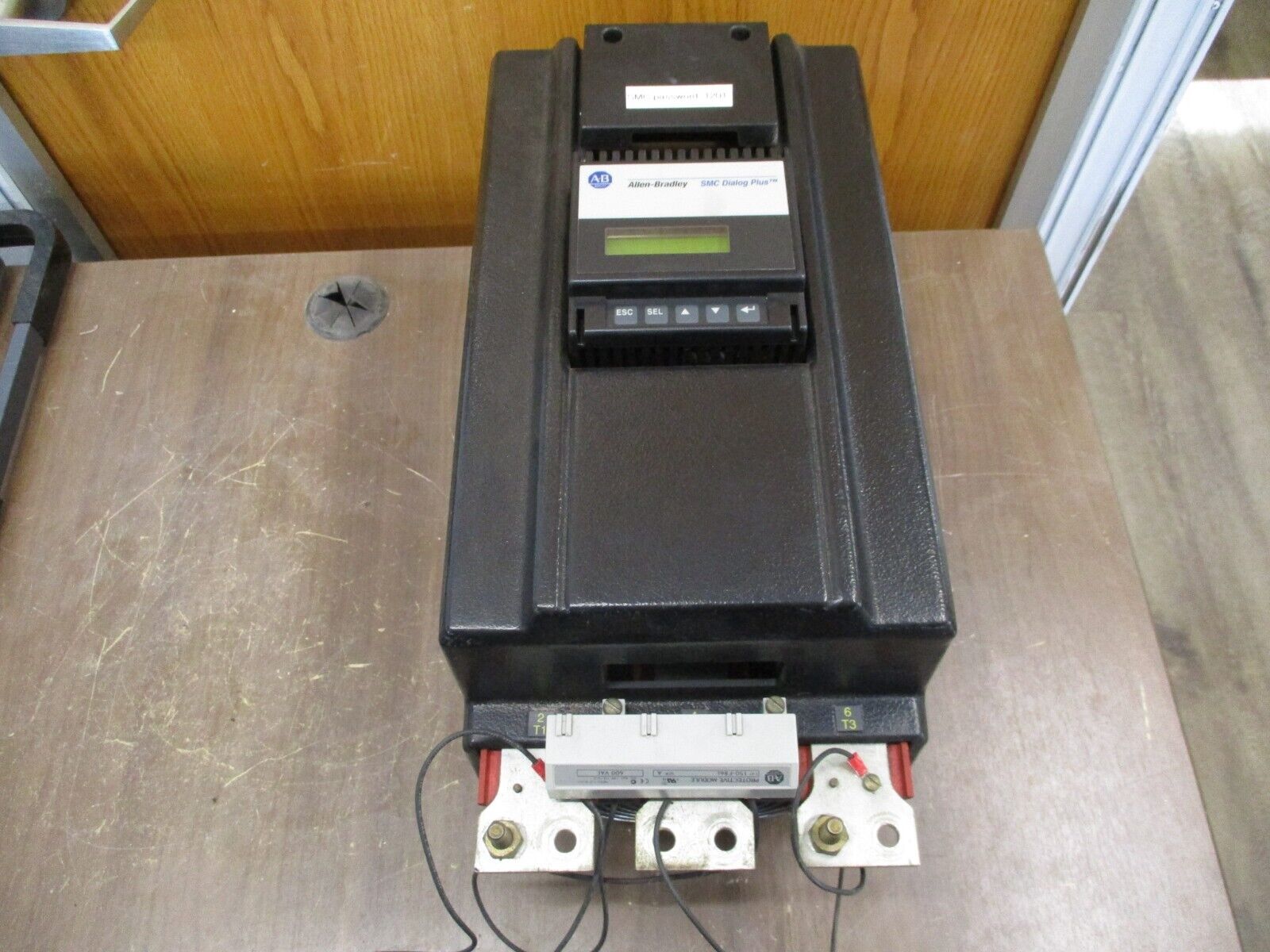 Allen-Bradley SMC Plus Soft Start 150-A180NBD Ser. B 208-480V 3Ph 47-63Hz Used