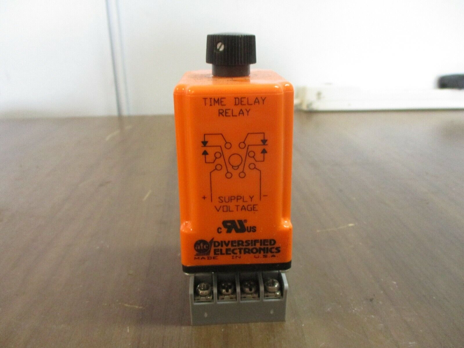 Diversified Electronics Time Delay Relay TDL-120-AKA-24H 120V Used
