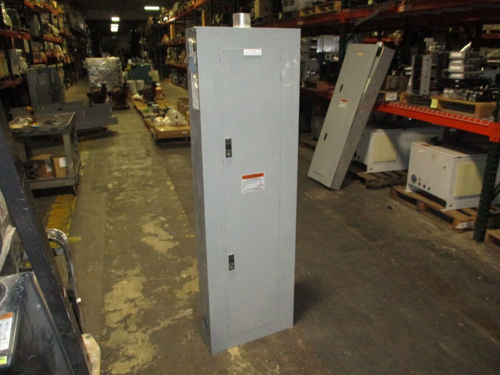 GE Main Lug Breaker Panel AQF3422MTX 225A Max 208/120V 3Ph 4W 42-Slot Used