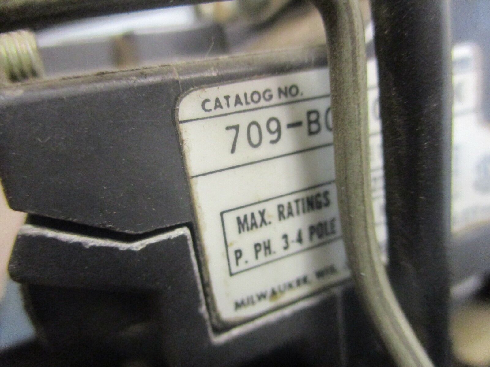 Allen-Bradley Size 1 Starter 709-BOA103 Ser. K 120V Coil Used