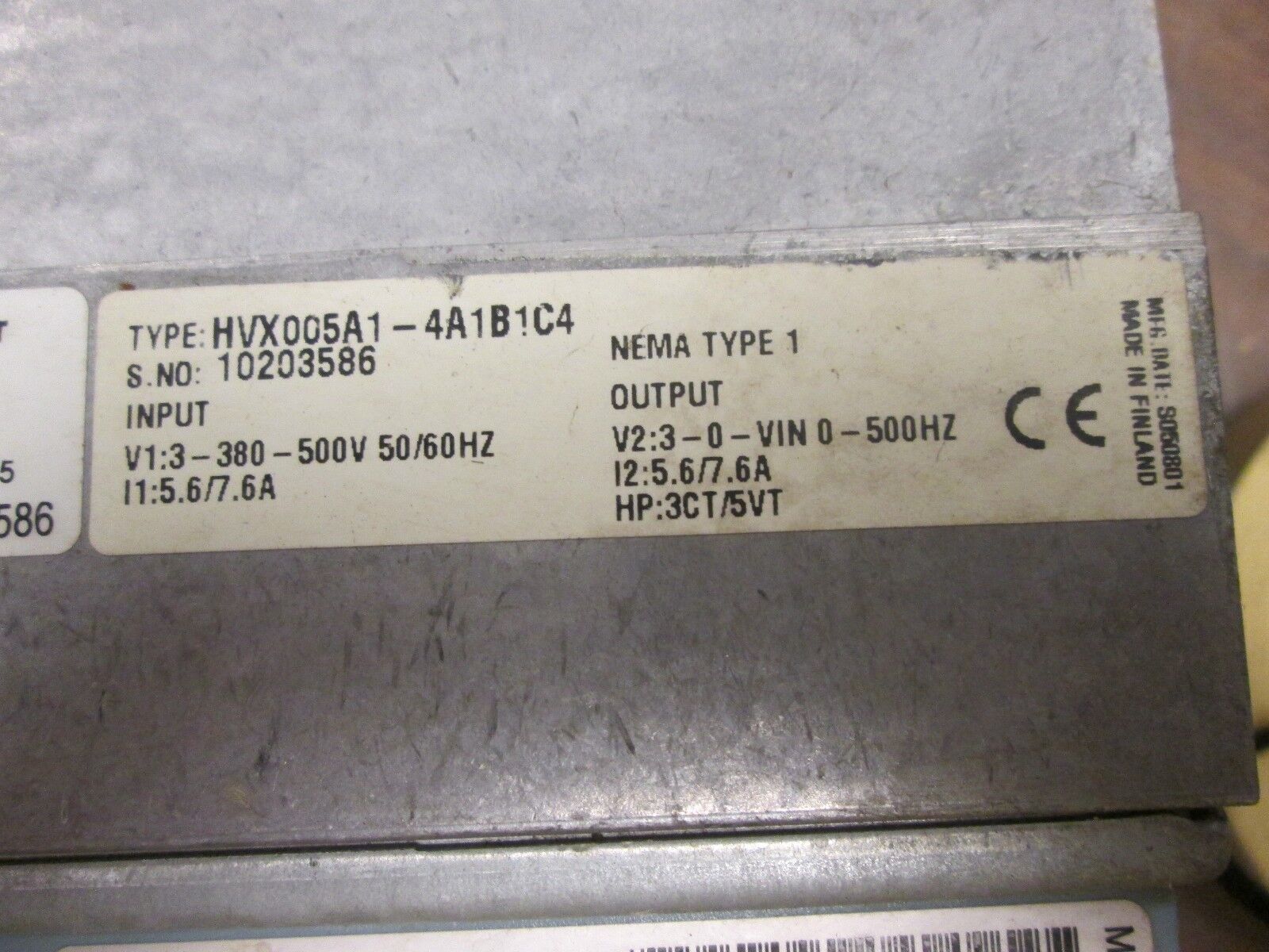 Cutler-Hammer HVX9000 AC Drive HVX005A1-4A1B1C4 5HP 3Ph Used