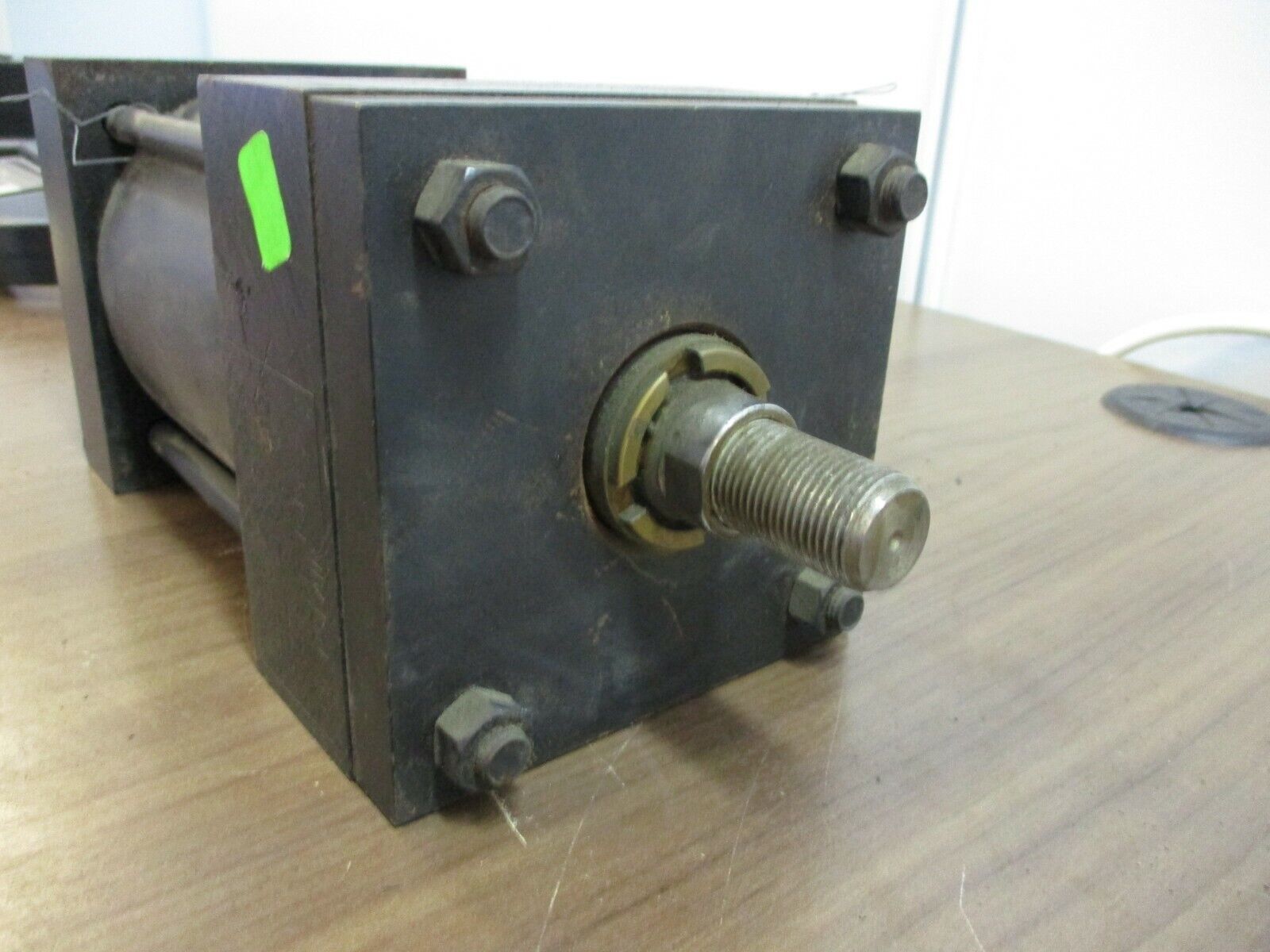 RWC Air Cylinder 889306108 250 PSI Used