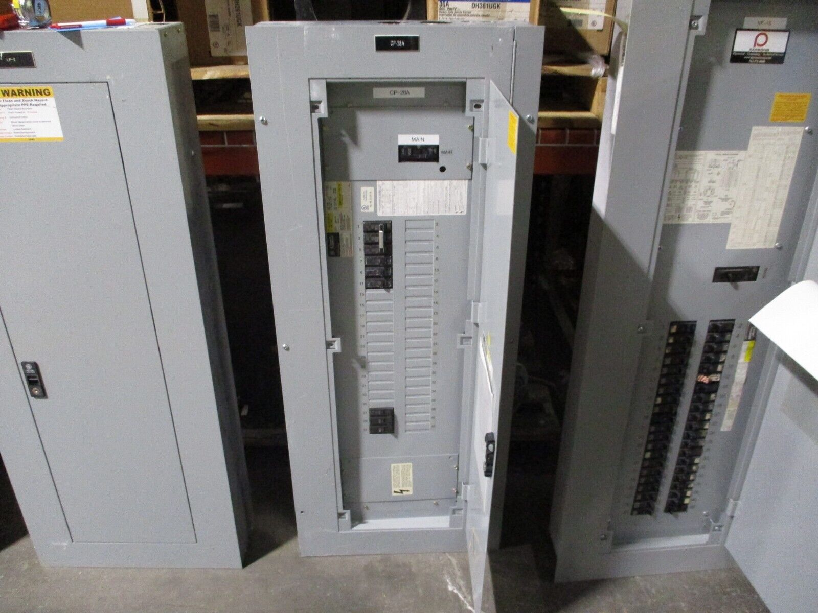 GE Main Breaker Circuit Breaker Panel AQU3422RCX 225A Max, 225A Main 208/120V