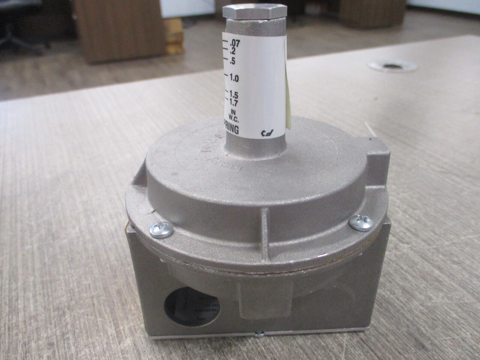 Crossroads Controls JD-2 Blue Pressure Switch 801111301 *No Box* New Surplus