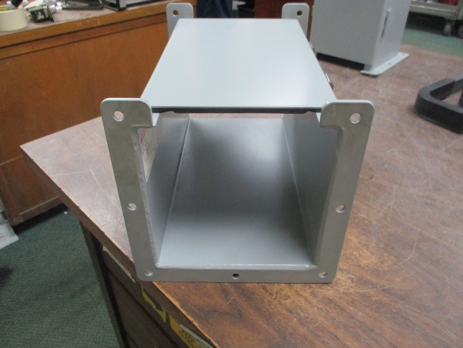 Hoffman Wireway F66L12 Size: 6x6" Length: 12" Used