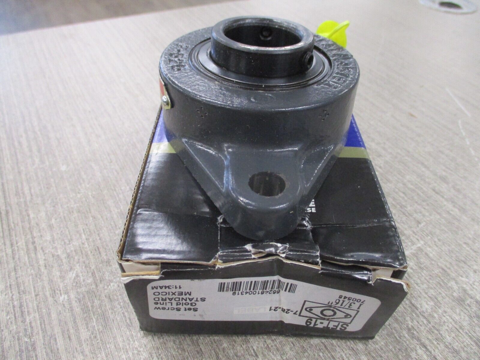 Seal Master Gold Line Flange Bearing SFT-19 1 3/16" New Surplus