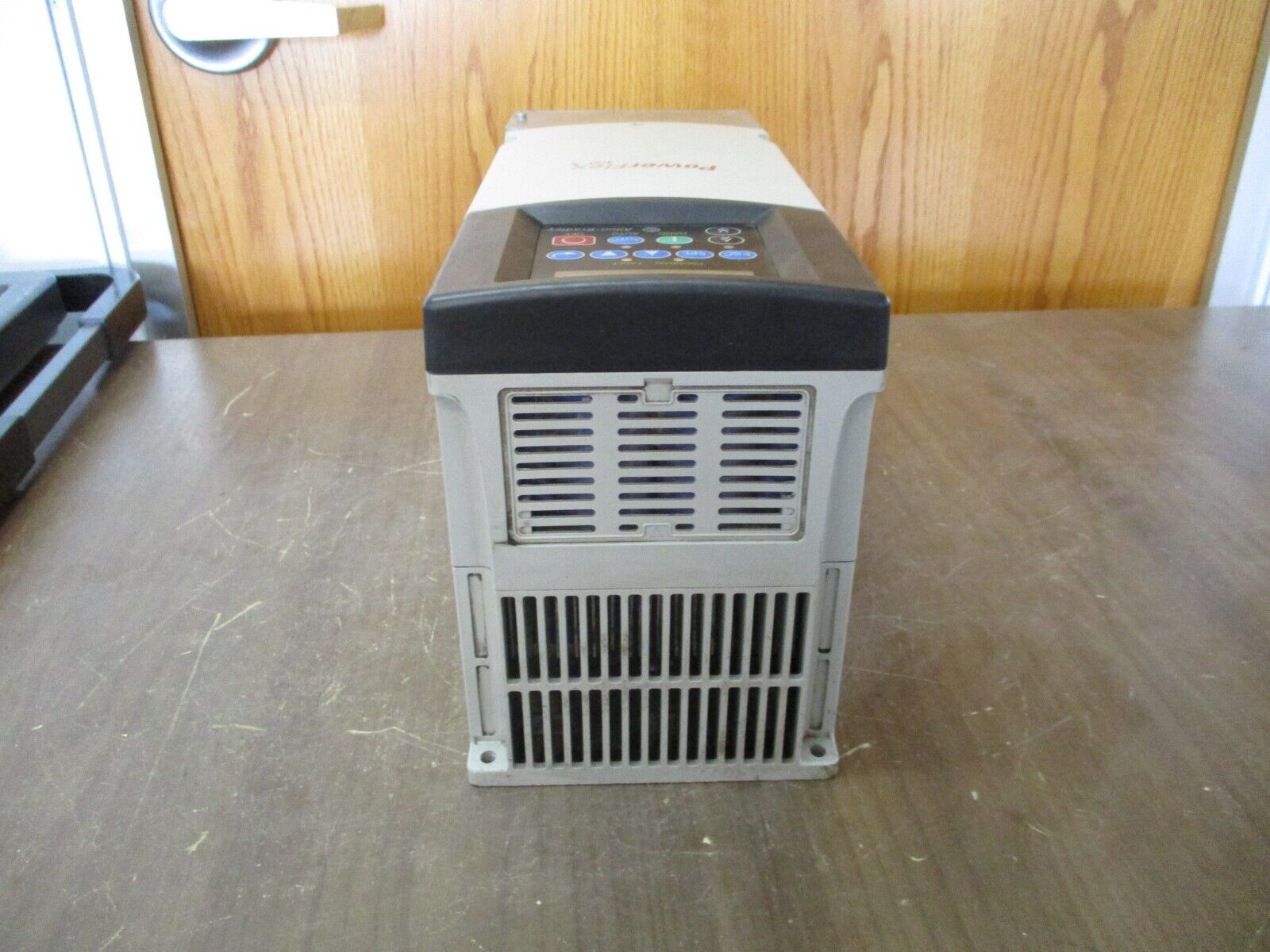 Allen-Bradley PowerFlex 400 AC Drive 22C-D022N103 Ser. A 15HP 3Ph Used