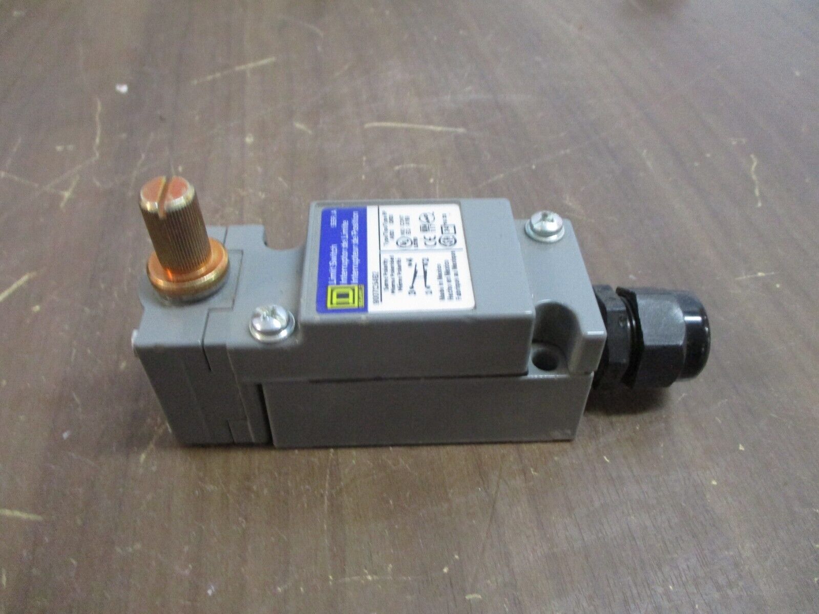 Square D Limit Switch 9007C54B2 Ser. A Type 6P Used