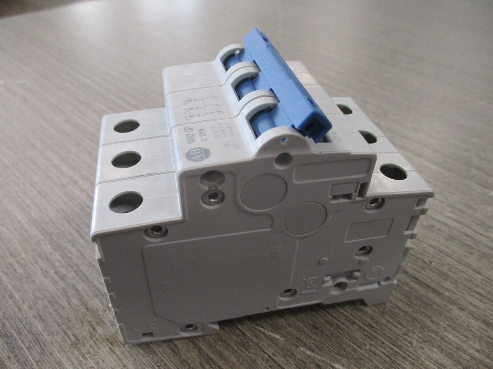 Allen-Bradley Supplementary Protector 1492-SPM3C200 Ser. D 20A 3P New Surplus