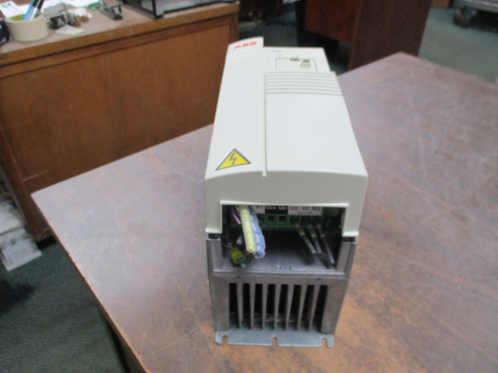 ABB ACH401 AC Drive ACH401C00632 7.5HP 3Ph *No Keypad* Used
