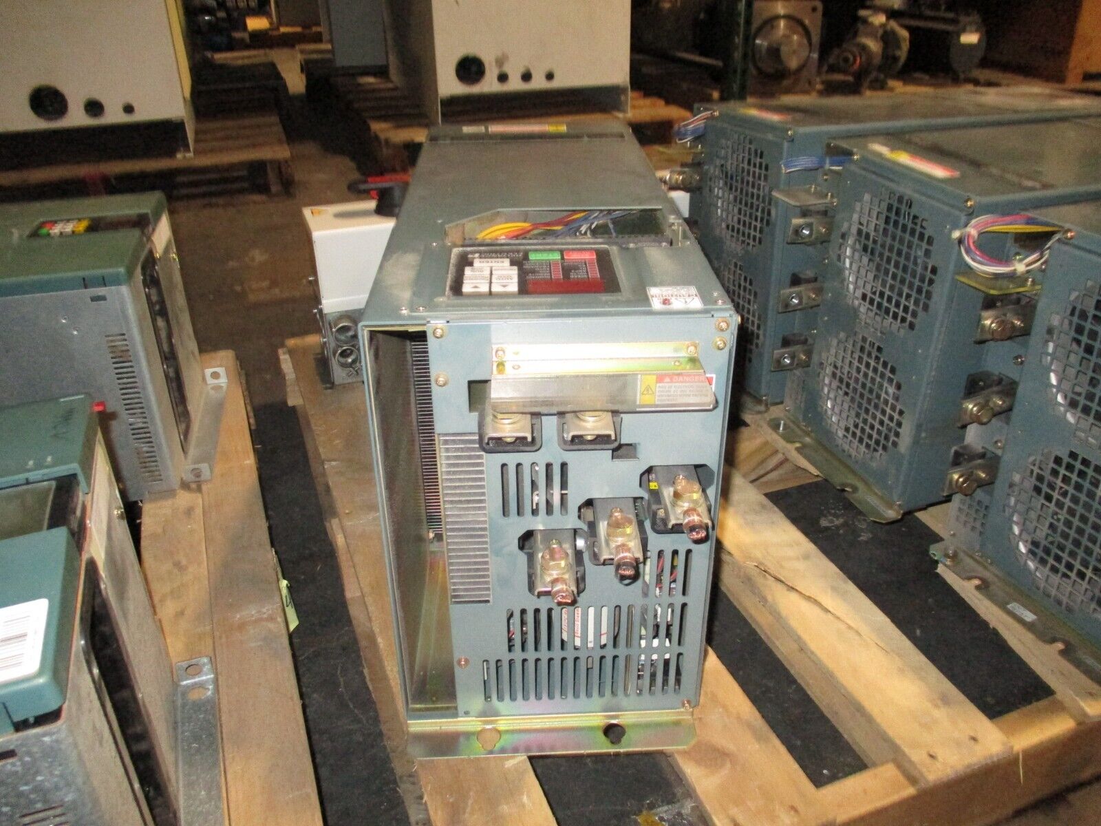 Reliance Electric VTAC7 GV3000/SE AC Drive 75V4060 75HP 3Ph Used