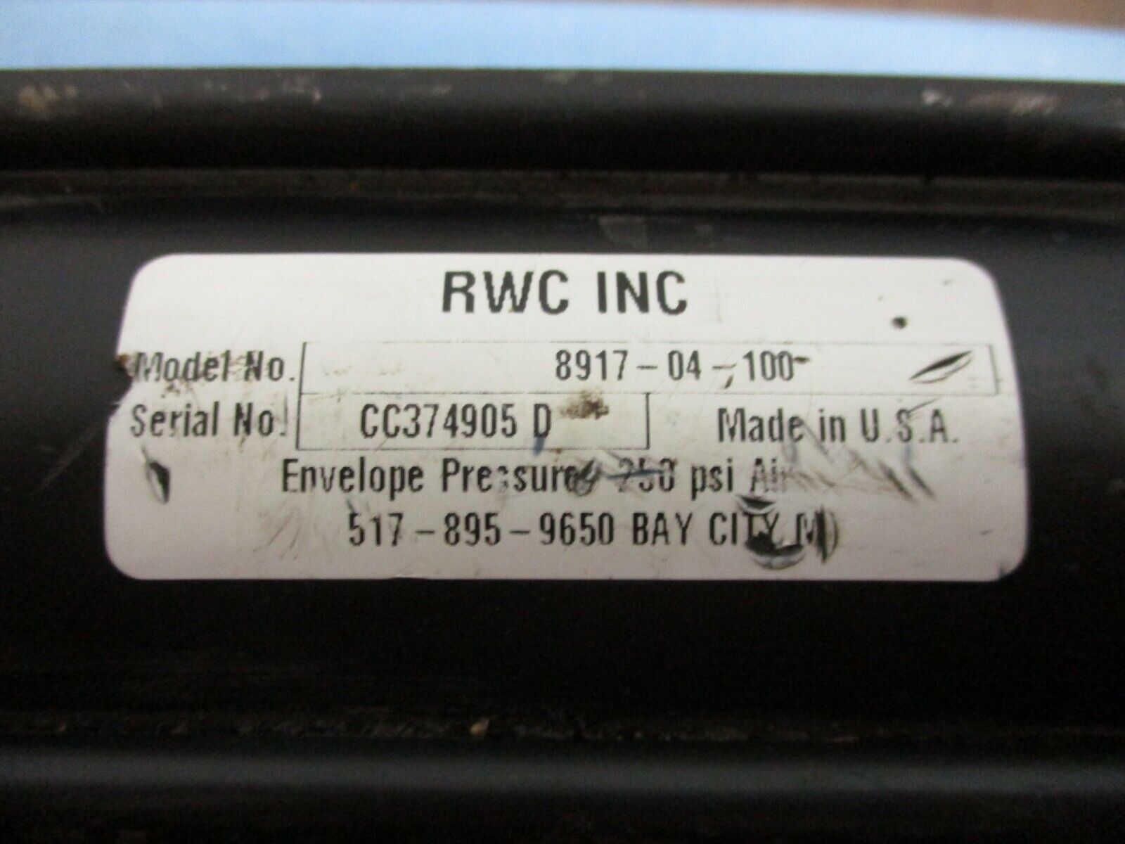 RWC Air Cylinder 8917-04-100 250 PSI Used