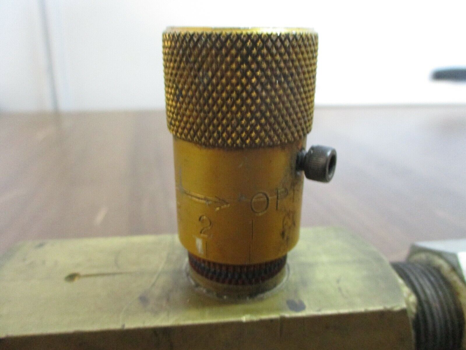 Deltrol Easy Read Flow Control Valve EF 35 B Used