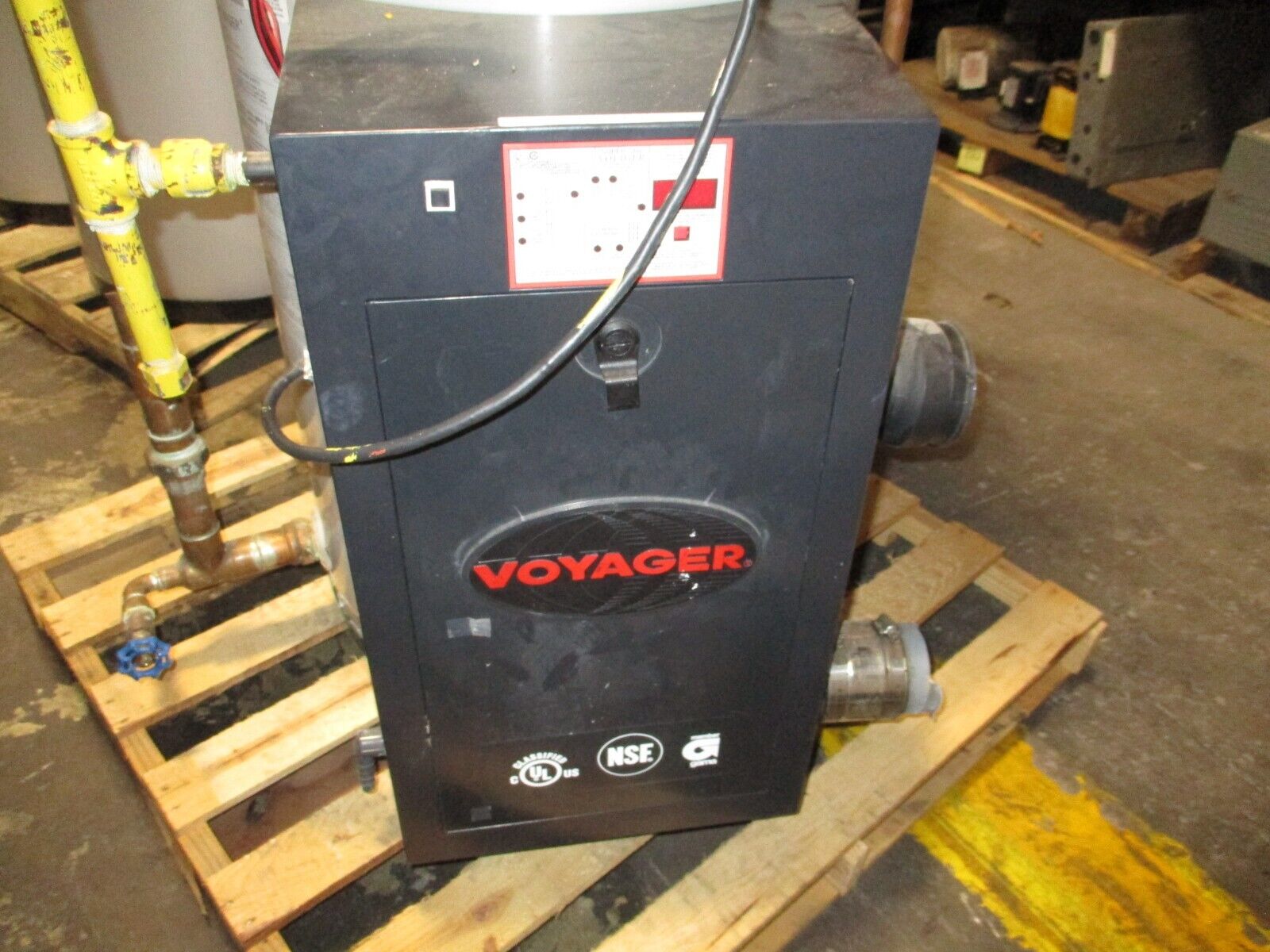 HTP Voyager Water Heater SSV199-80RB R1 80-Gallon 199,000 BTU MFD: 2008 Used
