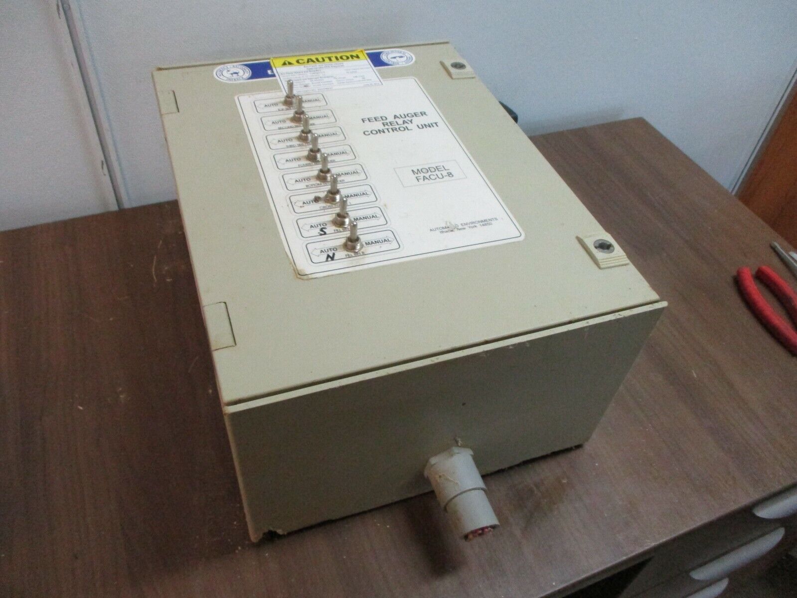 Automated Environments, Inc. Feed Auger Relay Control Unit FACU-8 Used