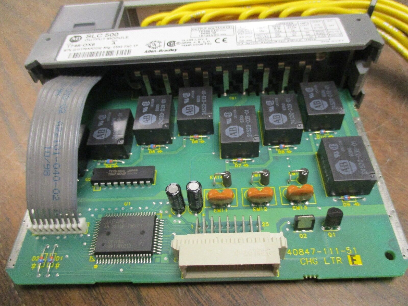 Allen-Bradley SLC 500 Output Module 1746-OX8 Ser A 10-250VAC/10-125VDC Output