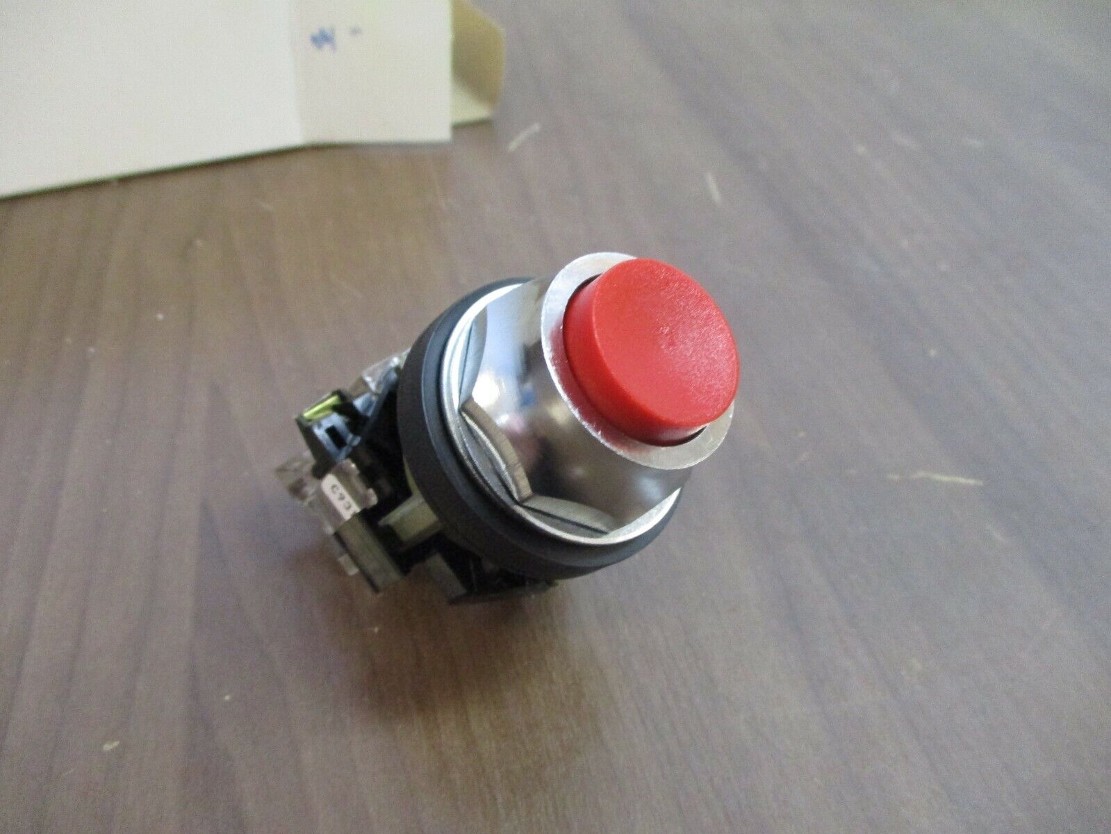Westinghouse Oil-Tite Extended Push Button PB1ABRB1 Red Cap New Surplus
