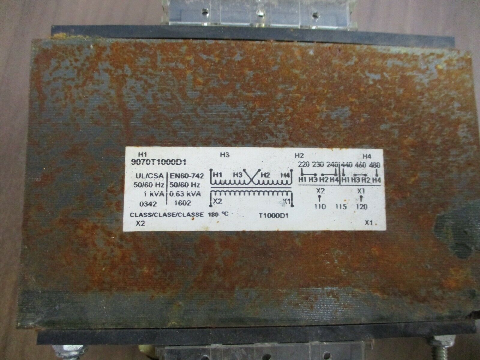 Square D Transformer 9070T1000D1 1KVA Pri:240/480, Sec: 120V Used