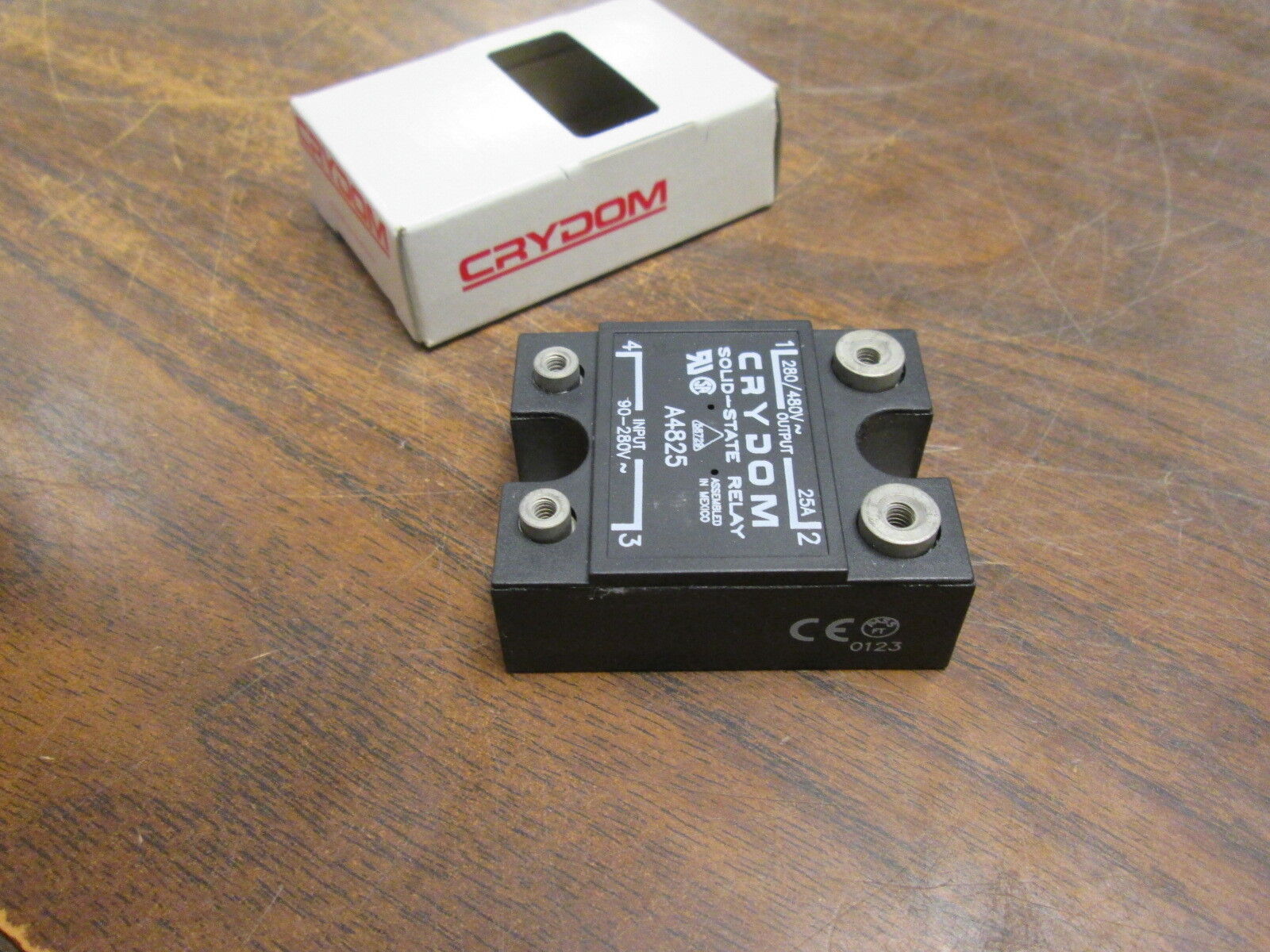 Crydom Solid State Relay A4825 Input:9-280VAC Output:280/480VAC 25A New Surplus