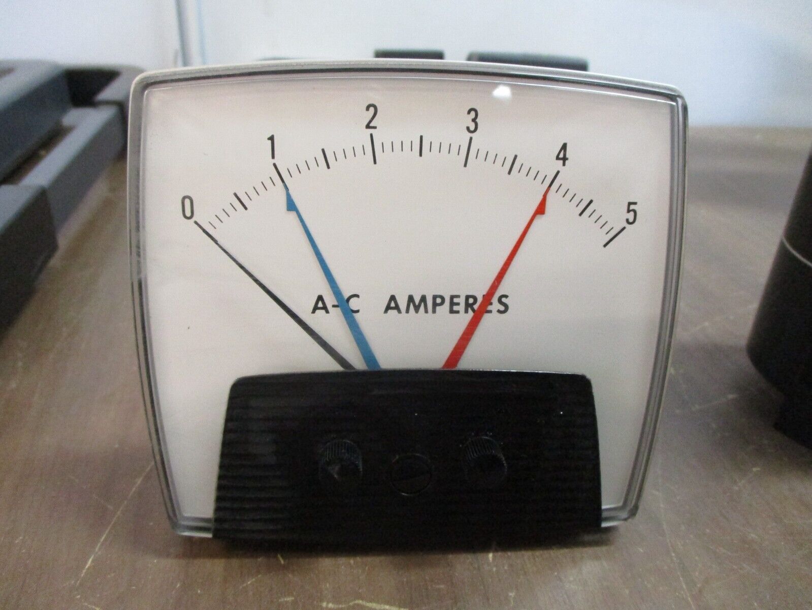 LFE Ammeter V3-30EM-ZT04 New Surplus